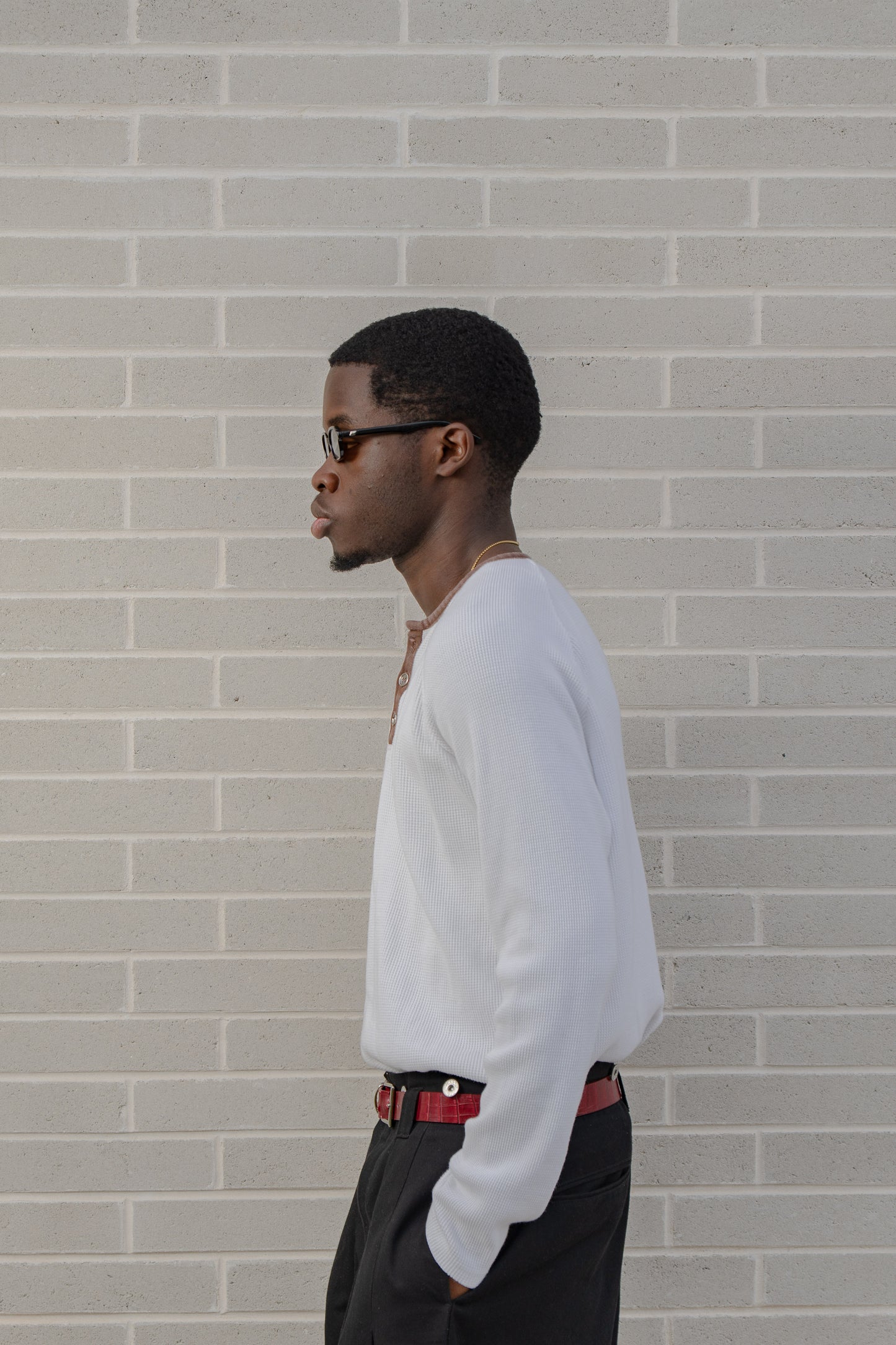 'JOHN' CONTRAST HENLEY LONGSLEEVE